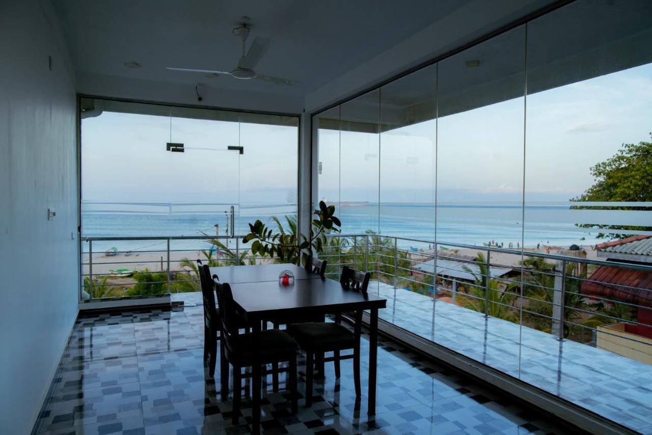 Liyonaa Beach Hotel Trincomalee Exterior photo